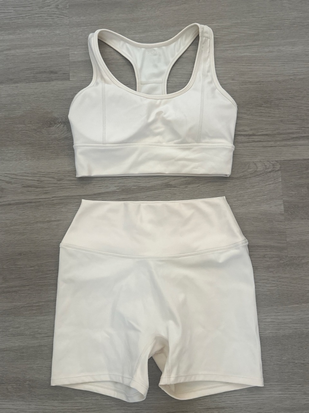 Saski Butter Shorts & Sports Bra Set
